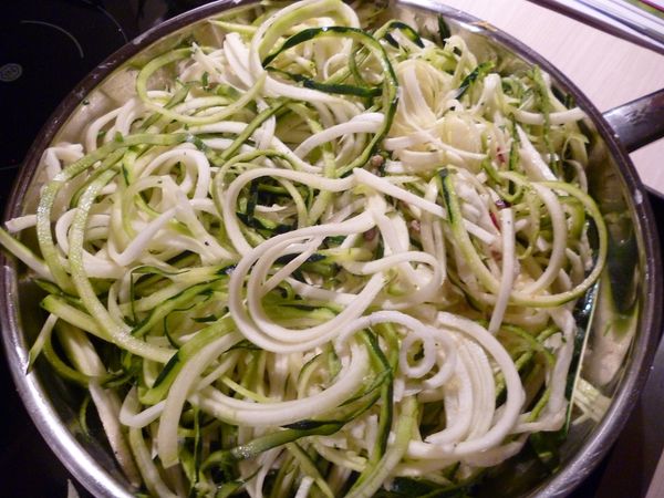 What Are Zoodles? Courgette Noodles Explained
